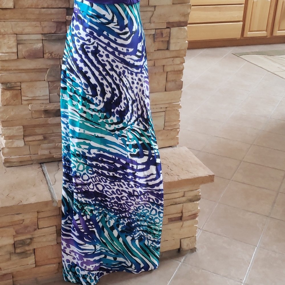 🎉HOST PICK🎉 Cache Satin Cocktail Dress - Picture 5 of 6
